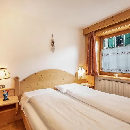 Appartamento Ciasa Lino Rotic Pozza di Fassa Esterno foto
