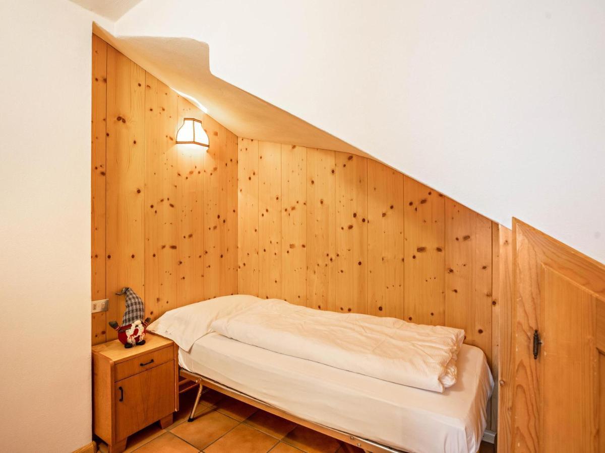 Ciasa Lino Rotic Apartment *